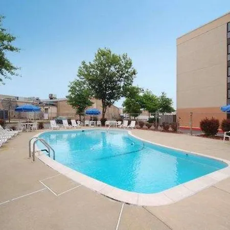 Comfort Inn 